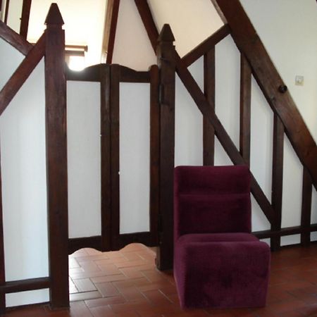 Le Manoir De Goliath Apartment Toutainville Bilik gambar